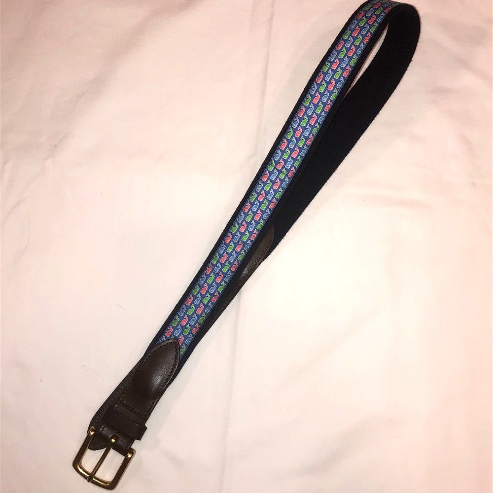 Vineyard Vines Multicolored Whale Print Belt